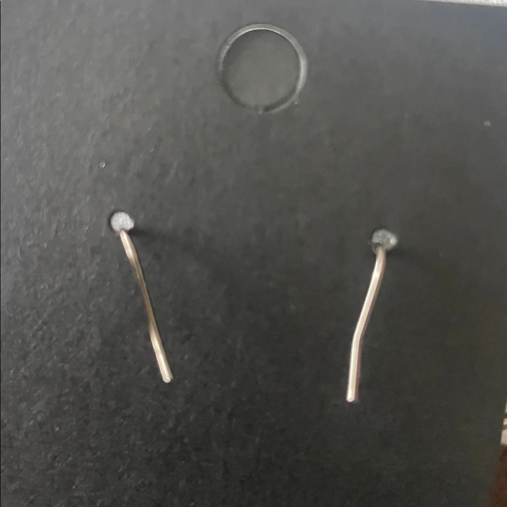 Cache Silver Multi-Hoop Earrings - Picture 4 of 4